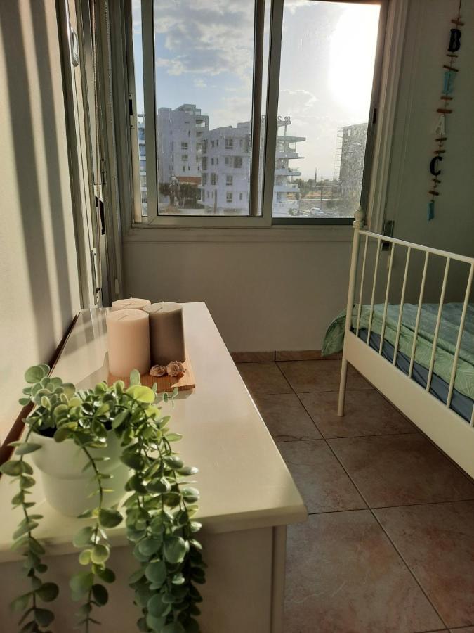 Sea-Esta Seaview Apartment, 200 Meters To The Beach Larnaca Eksteriør billede
