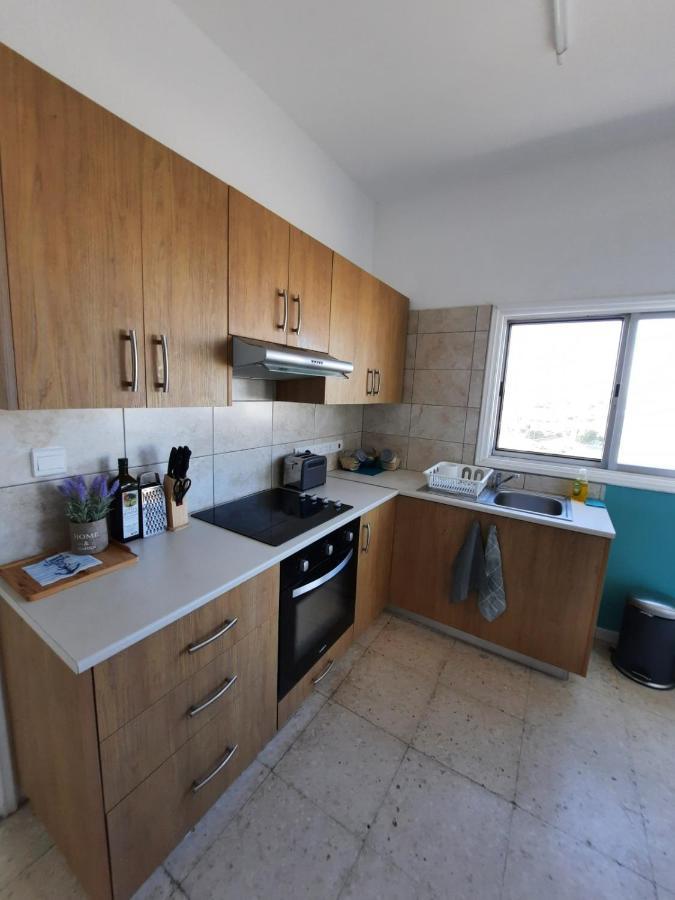 Sea-Esta Seaview Apartment, 200 Meters To The Beach Larnaca Eksteriør billede