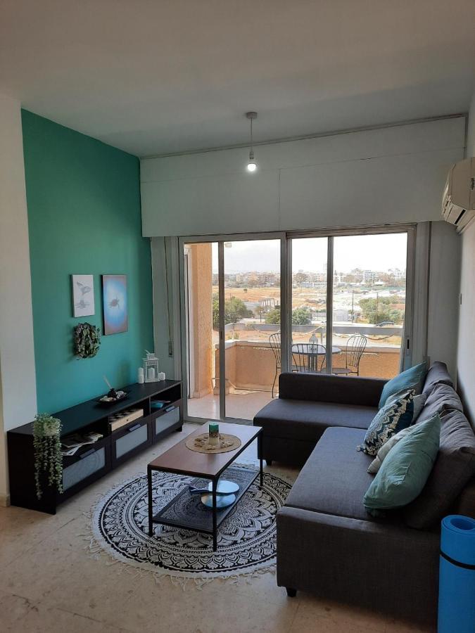 Sea-Esta Seaview Apartment, 200 Meters To The Beach Larnaca Eksteriør billede